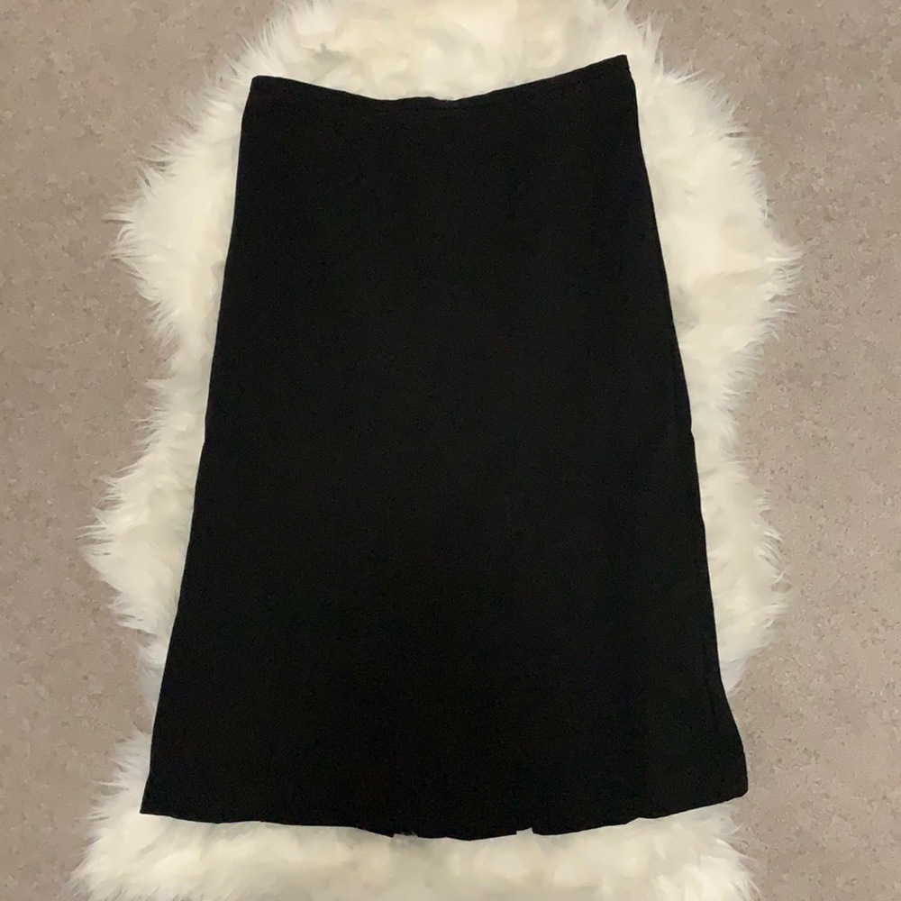 🌸 Worthington Black Skirt